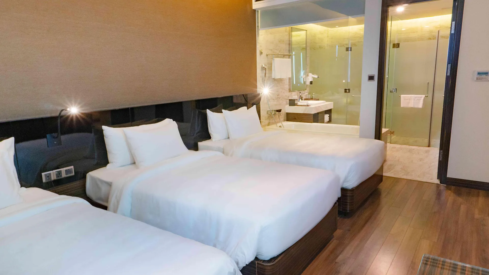 Queen Ann Nha Trang Hotel