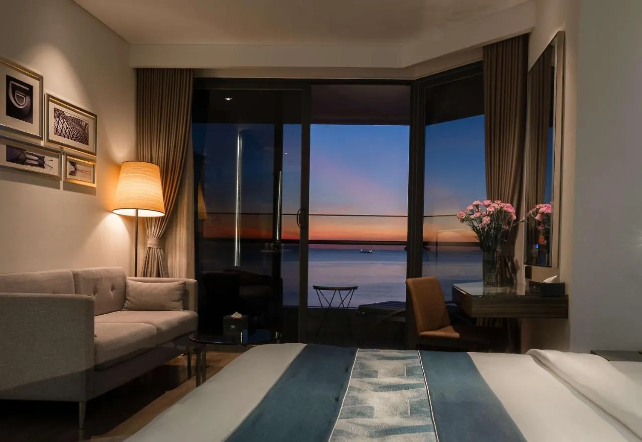Queen Ann Nha Trang Hotel