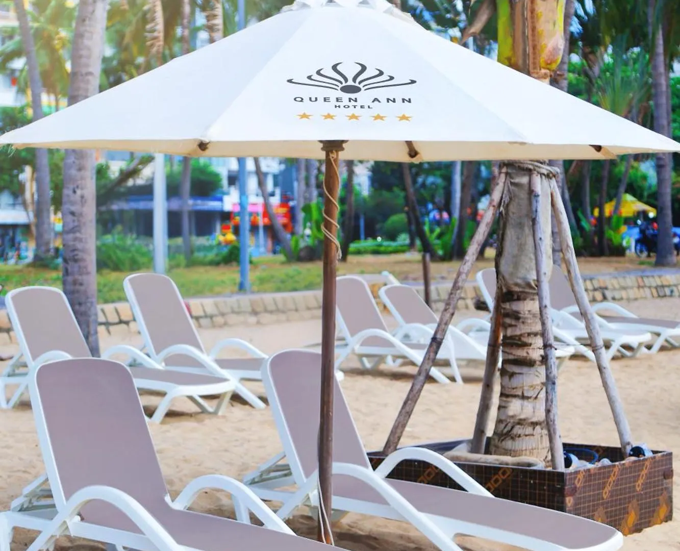 Queen Ann Nha Trang Hotel